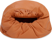 Carica l'immagine nel visualizzatore di Gallery, Borsa The Shoulder Pouch in pelle
