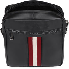 Carica l'immagine nel visualizzatore di Gallery, Messenger bag Holm in pelle
