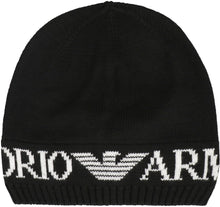 Carica l'immagine nel visualizzatore di Gallery, Set cappello e sciarpa in maglia
