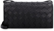 Carica l'immagine nel visualizzatore di Gallery, Clutch in Intrecciato Nappa
