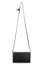 Carica l'immagine nel visualizzatore di Gallery, Clutch in Intrecciato Nappa
