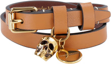 Carica l'immagine nel visualizzatore di Gallery, Bracciale doppio giro in pelle con pendente Skull

