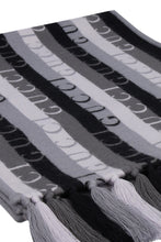 Carica l'immagine nel visualizzatore di Gallery, Sciarpa in lana a righe

