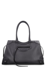 Carica l'immagine nel visualizzatore di Gallery, Tote bag Neo Classic in pelle martellata
