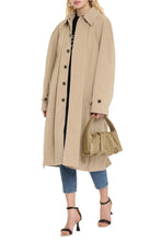 Carica l'immagine nel visualizzatore di Gallery, Car-coat in gabardine
