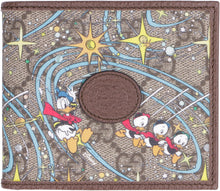 Carica l'immagine nel visualizzatore di Gallery, Portafoglio flap-over stampa Donald Duck Disney x Gucci
