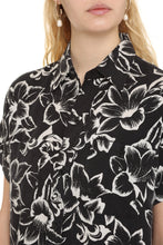 Carica l'immagine nel visualizzatore di Gallery, Camicia a maniche corte stampata
