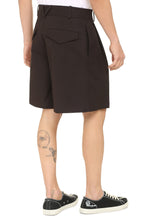 Load image into Gallery viewer, Cotton bermuda with pleats

