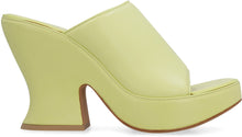 Carica l'immagine nel visualizzatore di Gallery, Mule Wedge in pelle

