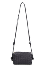Carica l'immagine nel visualizzatore di Gallery, Mini pouch Loop a tracolla in pelle
