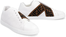 Carica l'immagine nel visualizzatore di Gallery, Sneakers slip-on in pelle

