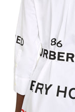 Carica l&#39;immagine nel visualizzatore di Gallery, Abito chemisier in cotone con cintura
