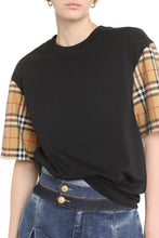 Carica l'immagine nel visualizzatore di Gallery, T-shirt in cotone stretch
