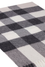 Load image into Gallery viewer, Check motif cachemire scarf
