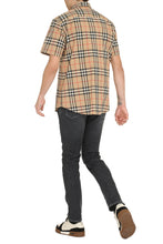 Carica l'immagine nel visualizzatore di Gallery, Camicia in cotone con maniche corte
