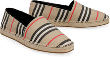Carica l'immagine nel visualizzatore di Gallery, Espadrillas in canvas

