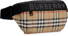 Carica l'immagine nel visualizzatore di Gallery, Marsupio in nylon motivo Vintage check
