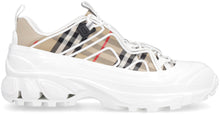 Carica l'immagine nel visualizzatore di Gallery, Sneakers Arthur in motivo Vintage check
