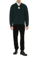 Carica l'immagine nel visualizzatore di Gallery, Pullover in lana con scollo a V

