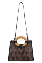 Carica l'immagine nel visualizzatore di Gallery, Shopping bag Runway in pelle
