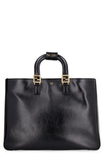 Carica l'immagine nel visualizzatore di Gallery, Tote bag in pelle
