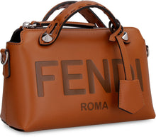 Carica l'immagine nel visualizzatore di Gallery, Borsa mini By The Way in pelle
