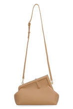 Carica l'immagine nel visualizzatore di Gallery, Clutch Fendi First in pelle
