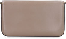 Carica l'immagine nel visualizzatore di Gallery, Wallet on chain in pelle
