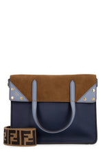 Carica l'immagine nel visualizzatore di Gallery, Tote bag Fendi Flip in pelle
