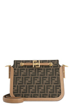 Carica l'immagine nel visualizzatore di Gallery, Borsa a spalla Fendi Touch
