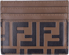 Carica l'immagine nel visualizzatore di Gallery, Portacarte in pelle con logo in rilievo
