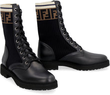 Load image into Gallery viewer, Rockoko combat boots
