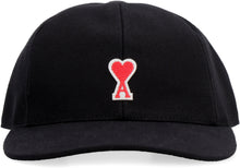 Carica l'immagine nel visualizzatore di Gallery, Cappello da baseball con patch Ami de Coeur
