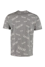 Carica l'immagine nel visualizzatore di Gallery, T-shirt in cotone con logo all-over
