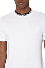 Carica l'immagine nel visualizzatore di Gallery, T-shirt girocollo in cotone
