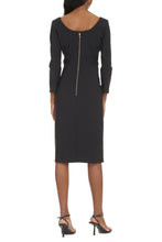 Carica l&#39;immagine nel visualizzatore di Gallery, Abito in crêpe
