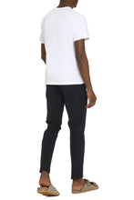 Carica l'immagine nel visualizzatore di Gallery, T-shirt in cotone con patch
