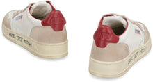 Load image into Gallery viewer, Medalist leather low-top sneakers
