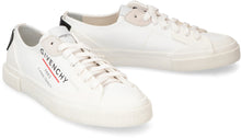 Load image into Gallery viewer, Tennis Light low-top sneakers
