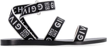 Carica l'immagine nel visualizzatore di Gallery, Sandali flat multi-strap
