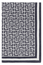Carica l'immagine nel visualizzatore di Gallery, Sciarpa in maglia motivo jacquard
