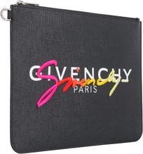 Load image into Gallery viewer, Logo detail flat pouch
