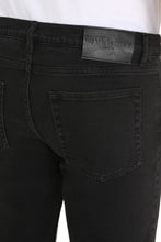 Load image into Gallery viewer, Destroyed skinny jeans

