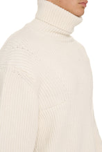 Carica l'immagine nel visualizzatore di Gallery, Pullover dolcevita in lana e cachemire
