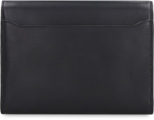 Carica l'immagine nel visualizzatore di Gallery, Buckle Travel Case in pelle
