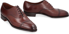 Carica l'immagine nel visualizzatore di Gallery, Scarpe stringate in pelle
