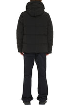 Carica l'immagine nel visualizzatore di Gallery, Parka corto Wyndham con cappuccio
