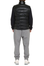 Carica l'immagine nel visualizzatore di Gallery, Gilet imbottito Crofton
