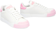 Carica l'immagine nel visualizzatore di Gallery, Sneakers low-top in pelle
