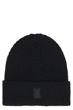 Carica l'immagine nel visualizzatore di Gallery, Cappello in maglia a coste
